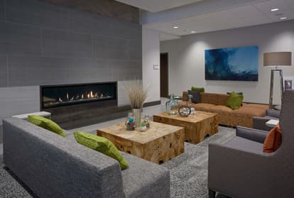 Hilton Garden Inn – Corning Downtown - Interior Seating Area