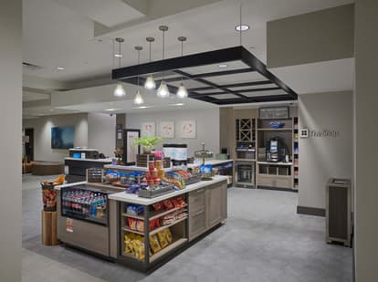 Hilton Garden Inn – Corning Downtown - Interior at The Shop