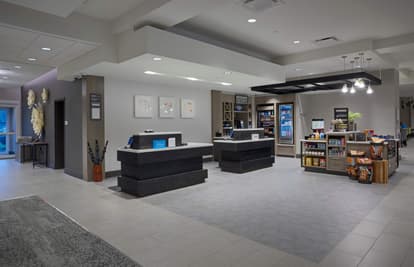 Hilton Garden Inn – Corning Downtown Interior at The Shop