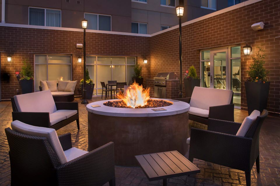 Residence Inn Lancaster Outdoor Patio and Firepit