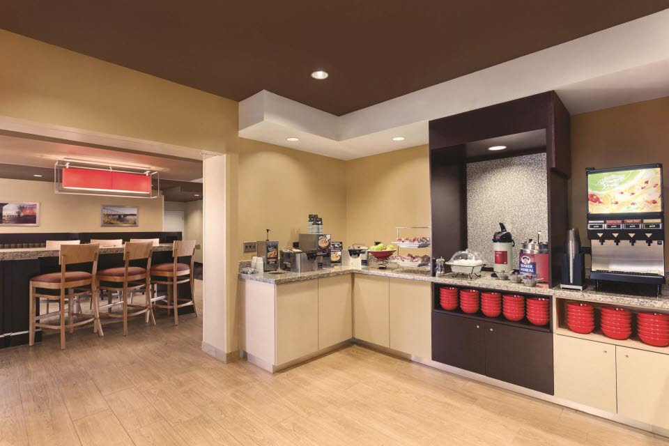 TownePlace Suites Harrisburg West Breakfast Room