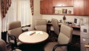 08_Valley Forge Business Room.jpg