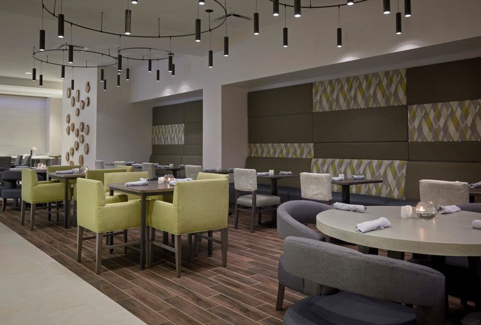 Hilton Garden Inn – Corning Downtown - Interior Dining Area